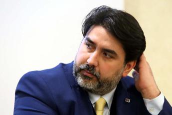 Sequestri per 350mila euro a governatore Solinas e altri 6 indagati