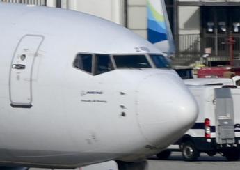 United Airlines: “Da ispezioni bulloni allentati su diversi Boeing 737 Max 9”