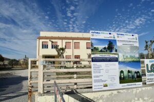 Ripartiti i lavori per l’ampliamento della mensa di Santa Petronilla