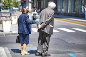 Anziani, Gimbe: “In attesa del decreto 14 mln di italiani in continuo aumento”