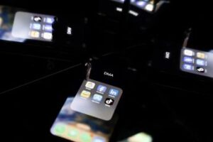 Apple, Financial Times: “Rischia mezzo milione di multa da Ue”