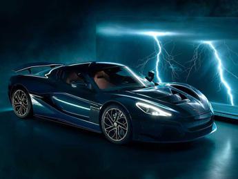 Auto elettriche: in Europa una crescita lenta