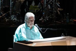 Brian Wilson dei Beach Boys soffre di demenza, sarà messo sotto tutela
