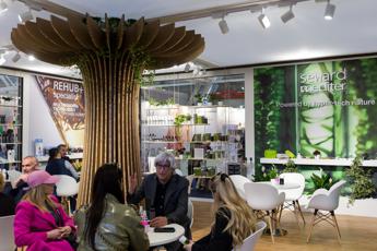 Cosmoprof, dai capelli alle unghie aree speciali per arricchire operatori