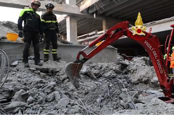 Crollo Firenze, non si fermano ricerche ultimo disperso