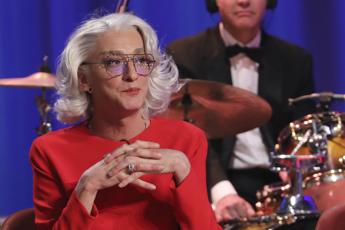 Drusilla Foer in ospedale per una polmonite bilaterale: “Ci rivediamo presto”