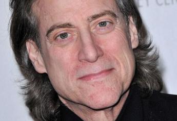 E’ morto Richard Lewis, l’attore aveva 76 anni