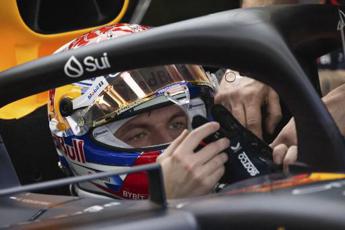 F1 test 2024, Verstappen comanda in Bahrain: Leclerc secondo con Ferrari