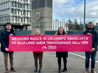 Gender. Pro Vita Famiglia: flashmob davanti OMS di Ginevra contro linee guida transgender