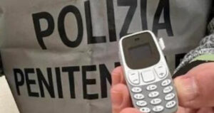 Teramo, il carcere di Castrogno come un call center: le perquisizioni