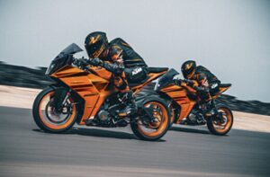 KTM aggiorna la sua gamma supersport con nuove colorazioni