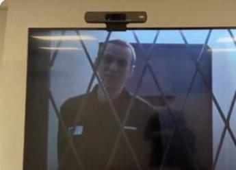 Morte Navalny, ieri l’ultima udienza: cosa ha detto al giudice