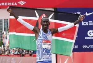 Morto Kelvin Kiptum, il re della maratona ucciso in un incidente stradale