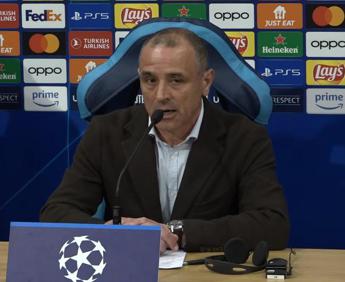 Napoli-Barcellona, Calzona si presenta: “Niente scuse, possiamo vincere”