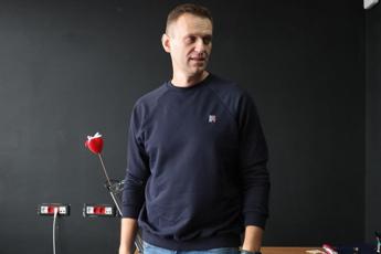 Navalny morto in carcere, Cremlino: “Cause da accertare”