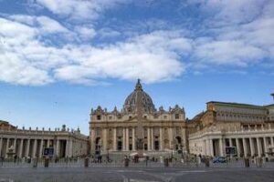 Papa, fumata bianca: il mondo ha il suo nuovo leader globale