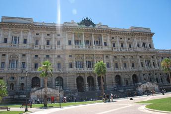 Professioni: tributaristi, in linea con sentenza Cassazione su abuso