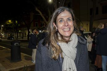 Sardegna, Todde: “Mi tingo i capelli con i colori dell’isola”