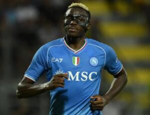 Sassuolo-Napoli 1-6, tripletta di Osimhen e doppietta di Kvaratskhelia