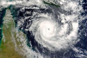 Sfide e soluzioni per il rischio climatico: cosa possiamo fare?