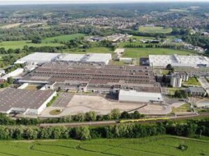 Stellantis dal 2026 produrrà batterie in Ungheria