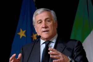 Tajani: “Noi amici di Israele ma obiettivo è la pace, chiediamo cessate il fuoco”