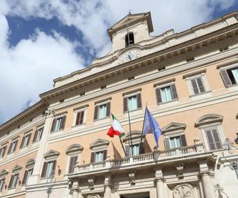 Terzo mandato, Lega battuta in Senato. Fdi e Fi bocciano emendamento: “Nessun dramma”