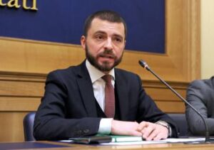 8 marzo, Rizzetto (FdI): “Produttività cresce con donne manager, sì a decontribuzioni”