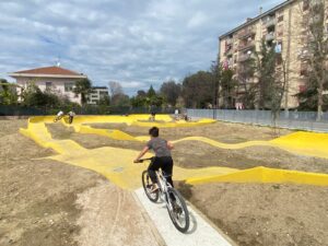 Pescara, inaugurata la pista di pump track al quartiere Zanni