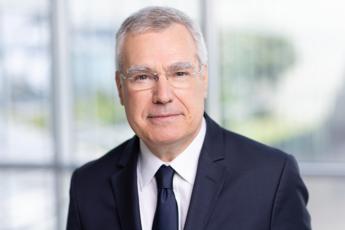 Farmaceutica: gruppo Servier raggiunge i 5,3 miliardi di fatturato nel 2023, +9,2%