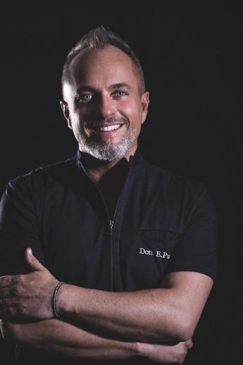 Il Dottor Emanuele Puzzilli e il makeover del sorriso:le tendenze di oggi e le novità dello sbiancamento