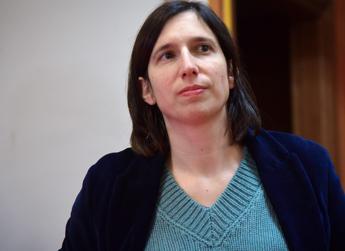 Jobs act, Schlein annuncia: “Firmo referendum per abolizione”