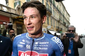 Milano-Sanremo 2024, Philipsen vince 115esima edizione