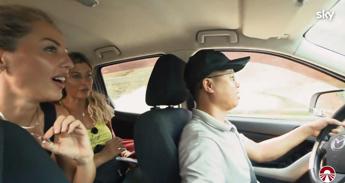 Pechino Express, Amiche vincono quarta tappa: una coppia eliminata