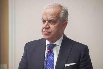 Piantedosi: “Verifichiamo e aggiorniamo sicurezza leader politici, tutti abbassino i toni”