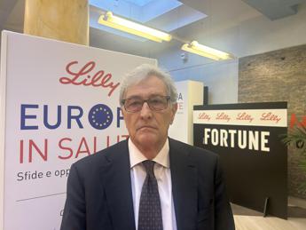 Rasi: “Regolamentazione europea mal si presta a nuovi medicinali”