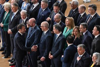 Ue abbassa i ‘toni di guerra’ e va avanti su difesa comune: resta nodo finanziamenti