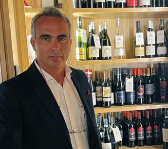 Valutazione numerica del vino e tecniche di wine export. Parola all’esperto Roberto Polidoro