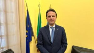 Cerimonia master accademico “D-ESG e Responsabile d’Impatto, l’assessore Tronzano : “Istruzione alla base della futura classe dirigente”