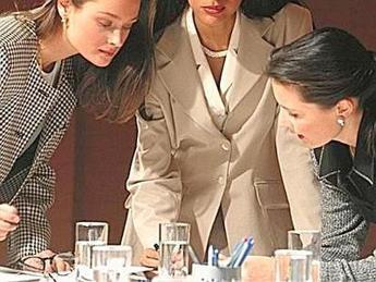 Manageritalia, corso on-line per migliorare l’indipendenza economica delle donne