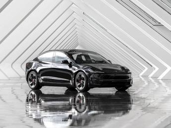Tesla: calano i profitti nel primo trimestre 2024