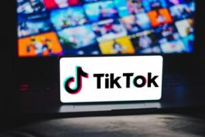 TikTok, von der Leyen: “Bandirlo in Ue? Non lo escludo”
