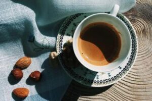 Cambiamento climatico, presto saremo costretti a bere caffè sintetico