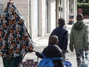 Consiglio europeo adotta patto Ue su migrazione e asilo