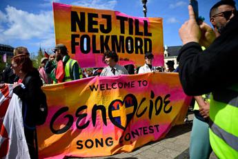 Eurovision, finale al via: show tra proteste contro Israele e polemiche