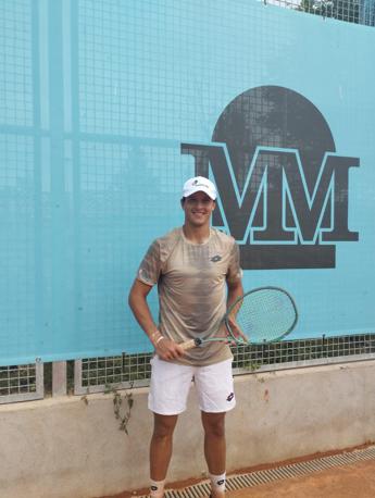 Numero Blu Servizi è sponsor di Luciano Darderi