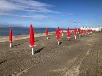Ostia, stabilimenti e spiagge aperti fino al 30 ottobre