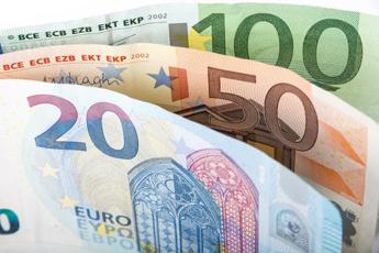 Pil Italia, l’Ue rivede al rialzo stime su crescita: +0,9% nel 2024