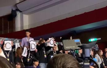 Roccella contestata a Stati Generali Natalità, solidarietà di Mattarella. Meloni: “Spettacolo ignobile”