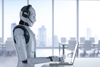 Saremo scartati o assunti dall’intelligenza artificiale? Le risposte nell’analisi di Randstad